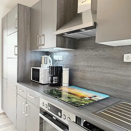 Vier Jahreszeiten 3-28 *